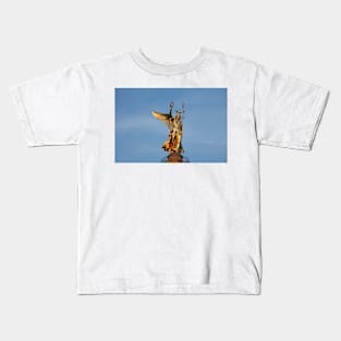 Goldelse, Viktoria statue on the Victory Column at Großer Stern in evening sun, Tiergarten, Berlin, Germany Kids T-Shirt